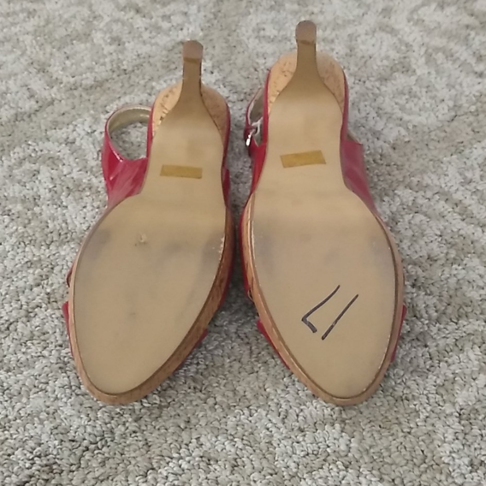 Beautiful Peep Toe Heels! - Picture 3 of 6